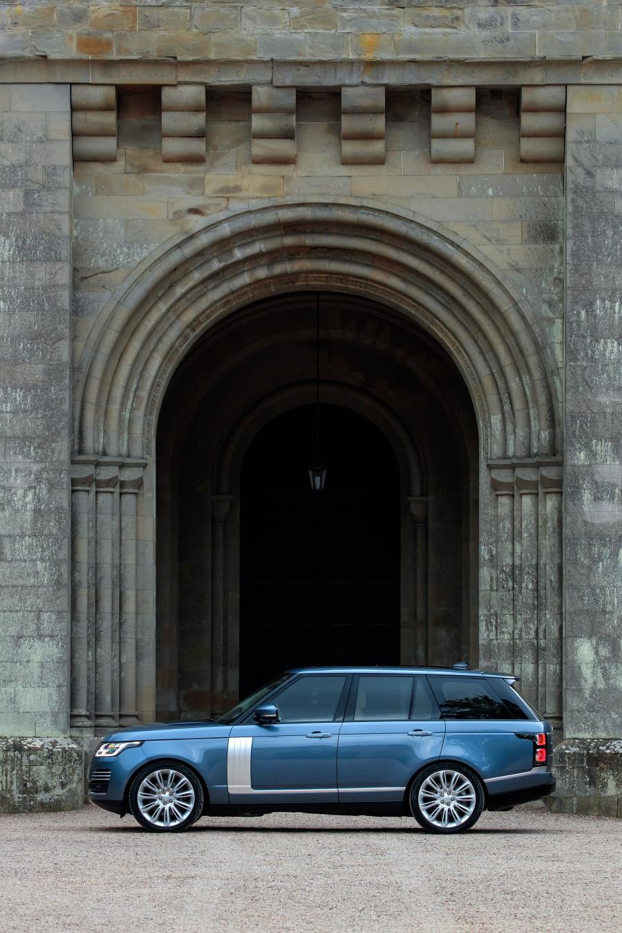  Land Rover Range Rover Autobiography (L405) 2017 года  (WW) (фото 10 из 27)